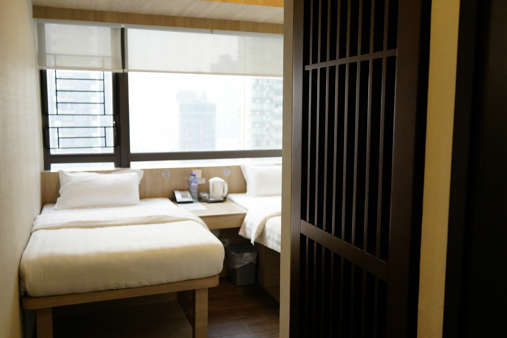 Cruise Hotel Kowloon  Екстер'єр фото